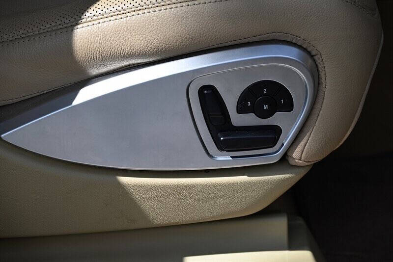 2009 Mercedes-Benz GL-Class 23