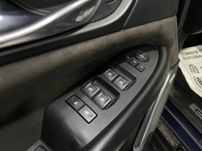 2018 Cadillac Escalade Platinum