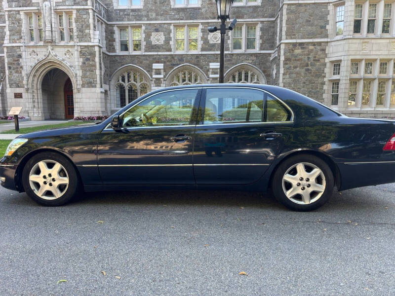 2004 Lexus LS 430