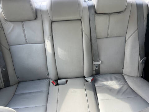 2018 Toyota Avalon XLE