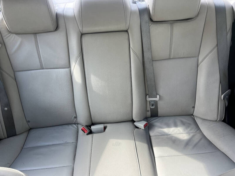 2018 Toyota Avalon XLE