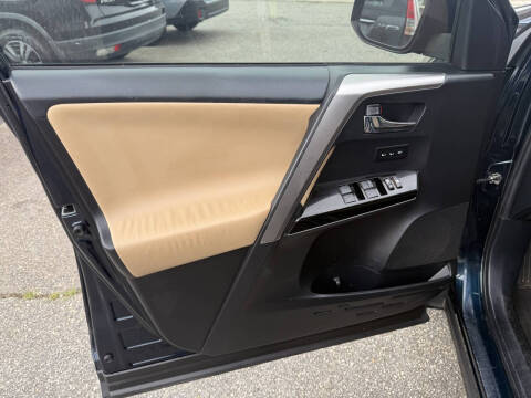 2017 Toyota RAV4 Limited