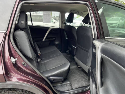 2017 Toyota RAV4 LE