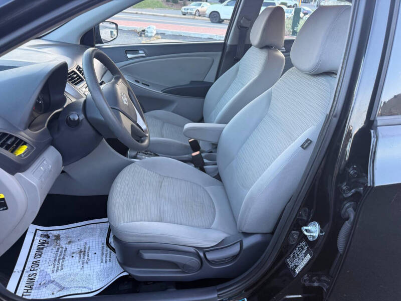 2015 Hyundai Accent GLS