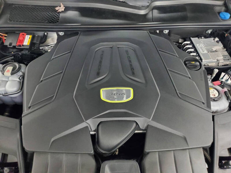 2019 Porsche Cayenne E-Hybrid