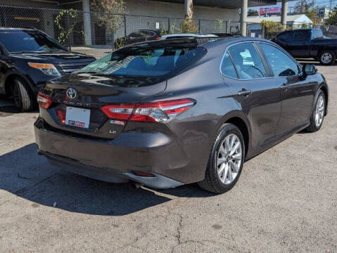 2018 Toyota Camry LE