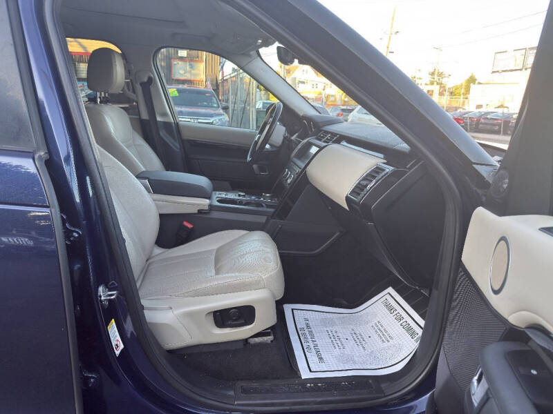 2018 Land Rover Discovery SE