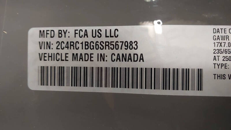 2025 Chrysler Pacifica Select