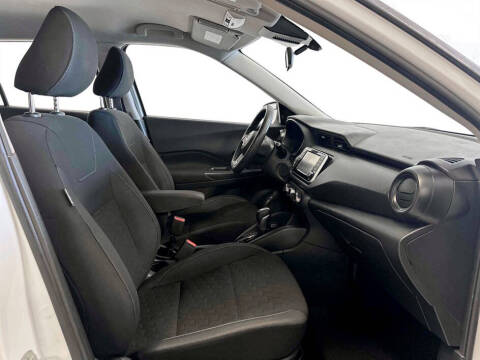 2022 Nissan Kicks S