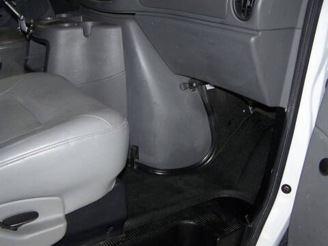 2005 Ford E-Series E-350 SD