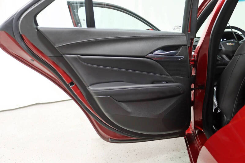 2021 Cadillac CT4 Luxury