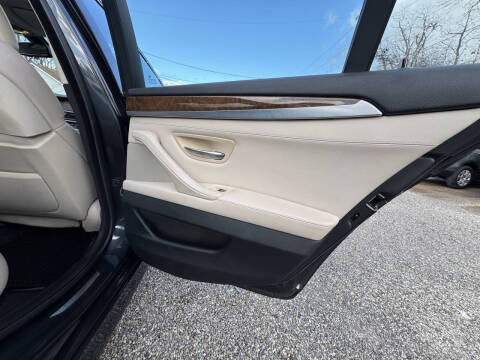 2013 BMW 5 Series 550i xDrive