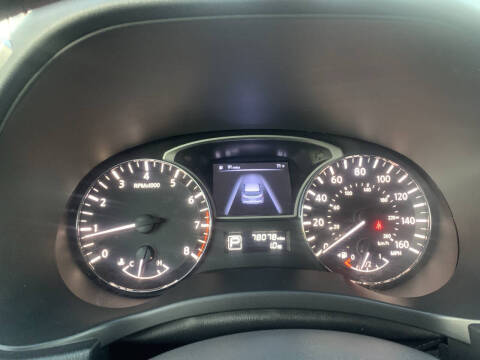 2014 Nissan Pathfinder SV