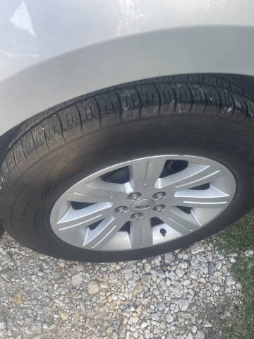 2010 Ford Taurus SE