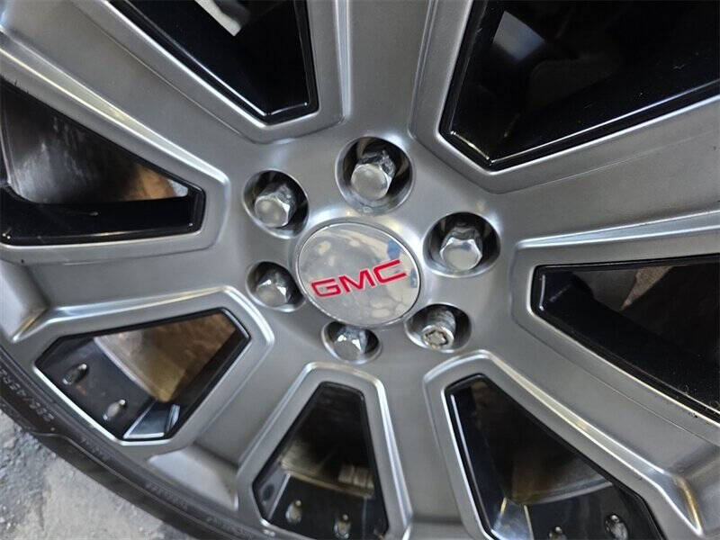 2017 GMC Yukon Denali