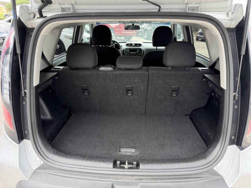 2015 Kia Soul +