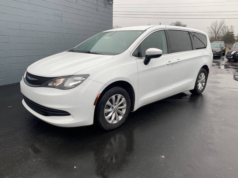 2017 Chrysler Pacifica Touring