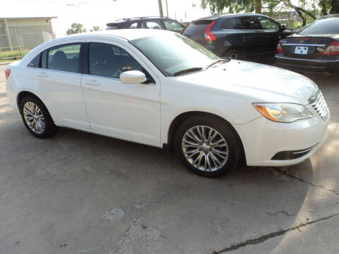 2013 Chrysler 200 for sale at SPORT CITY MOTORS in Dallas TX