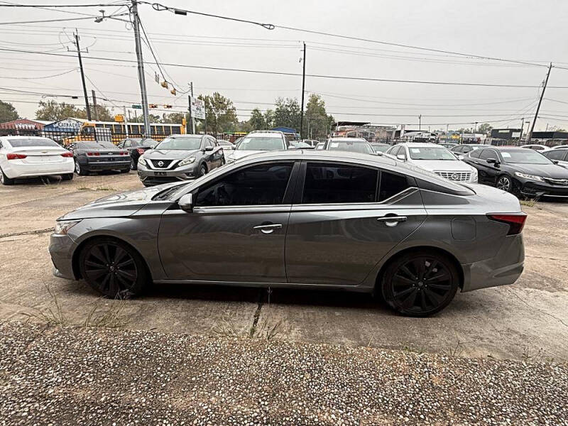 2019 Nissan Altima 2.5 SR