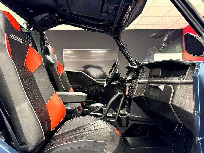 2022 Polaris General 1000