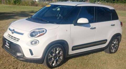 2017 FIAT 500L for sale at LA PULGA DE AUTOS in Dallas TX