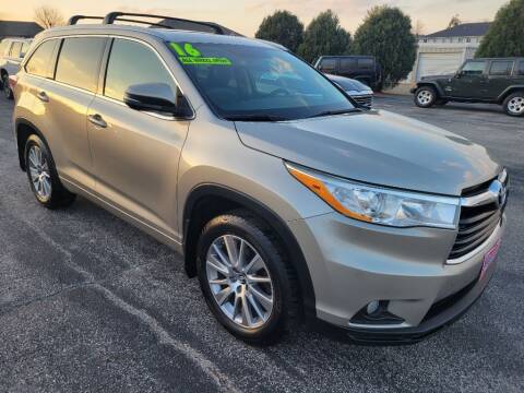 2016 Toyota Highlander for sale at Cooley Auto Sales in North Liberty IA
