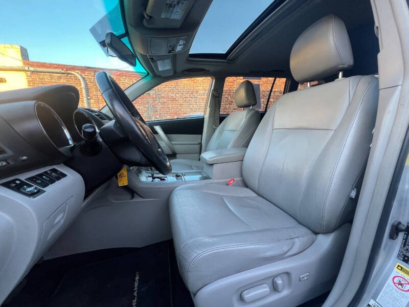 2011 Toyota Highlander