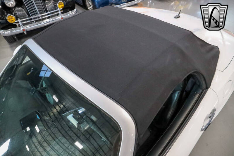 2008 Saturn SKY Red Line