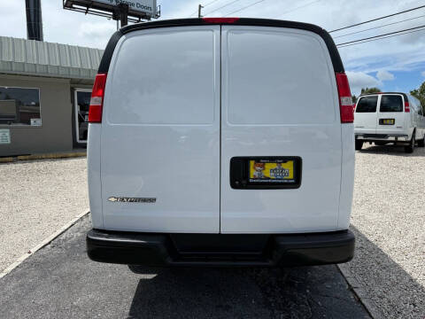2021 Chevrolet Express 2500