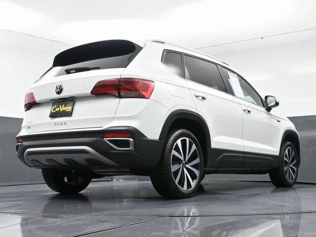 2024 Volkswagen Taos SE