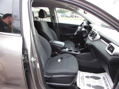 2018 Kia Sorento LX