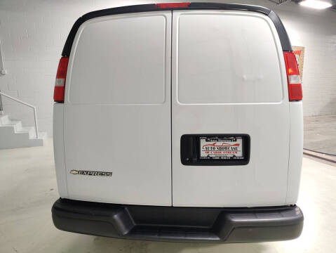 2023 Chevrolet Express 2500