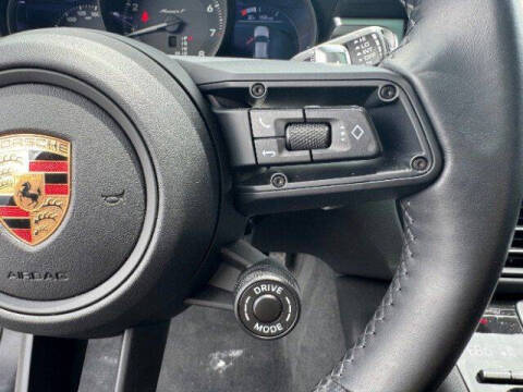 2024 Porsche Macan T
