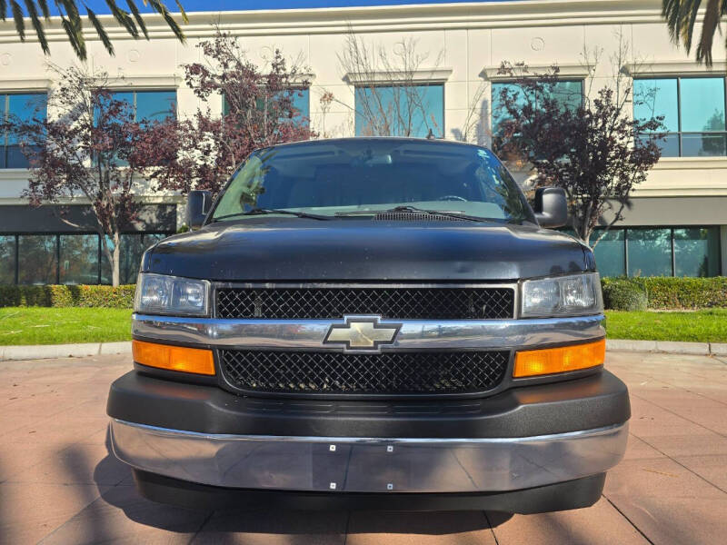 2017 Chevrolet Express 2500