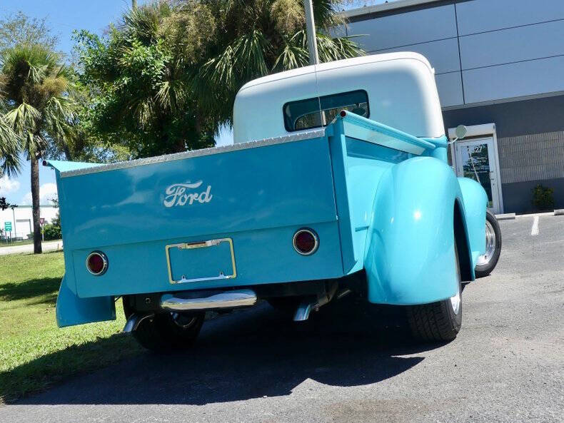 1940 Ford F-100