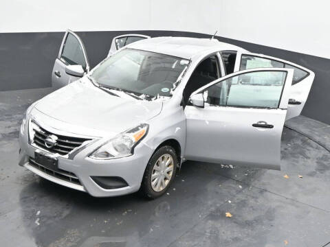 2019 Nissan Versa S Plus