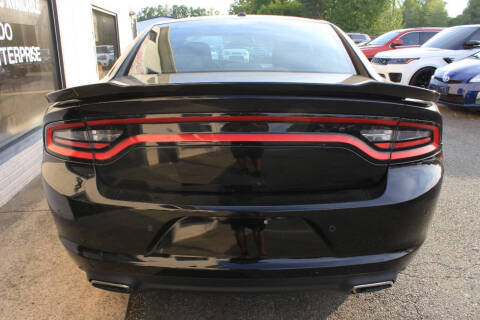 2016 Dodge Charger SE