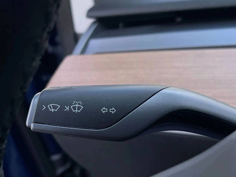 2019 Tesla Model 3 Mid Range