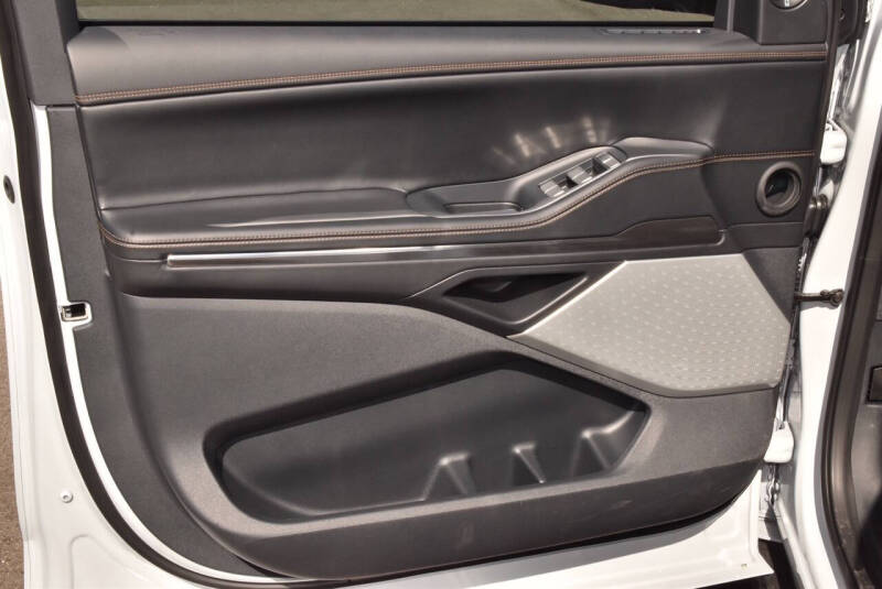 2025 Lincoln Navigator L Black Label