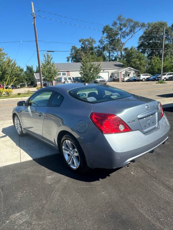 2012 Nissan Altima S photo 6