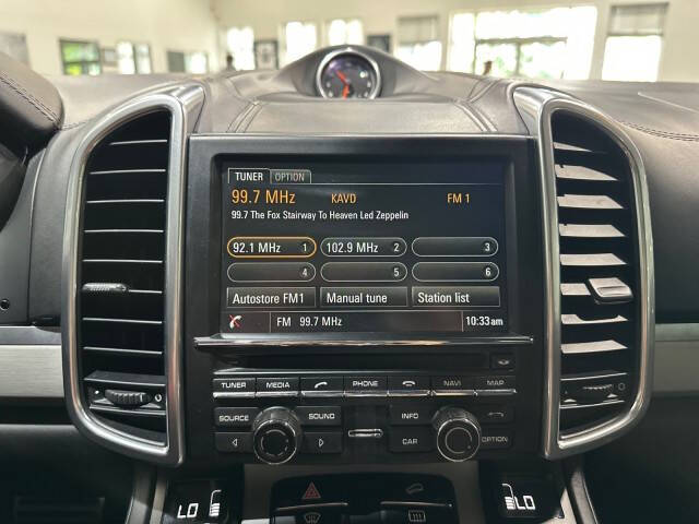 2014 Porsche Cayenne GTS