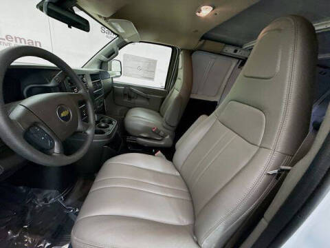 2026 Chevrolet Express 2500