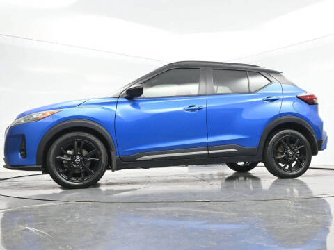 2023 Nissan Kicks SR