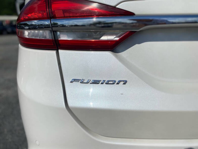 2017 Ford Fusion SE