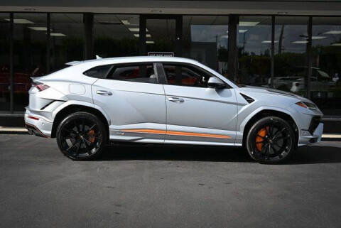 2023 Lamborghini Urus S