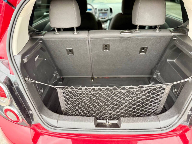 2016 Chevrolet Sonic LT Auto