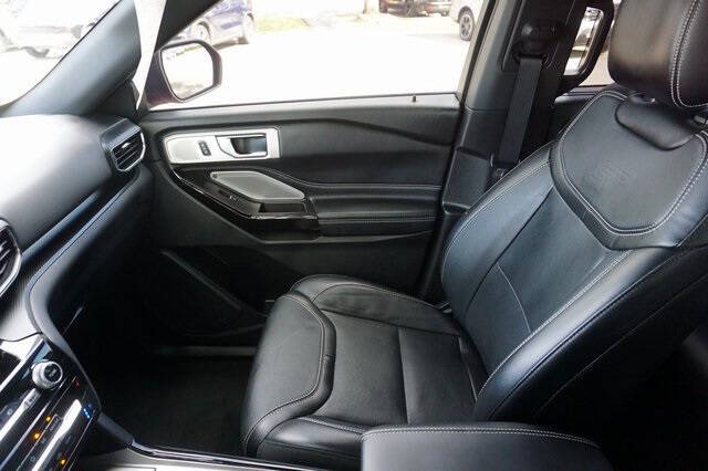 2022 Ford Explorer ST