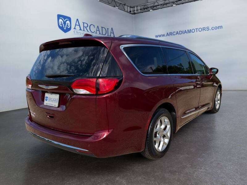 2019 Chrysler Pacifica Touring L