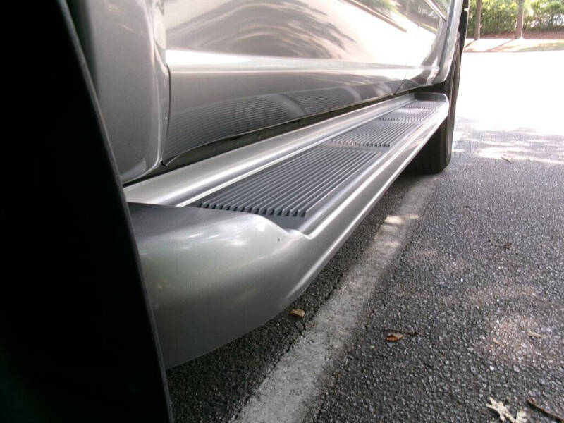 2003 Toyota Sequoia SR5