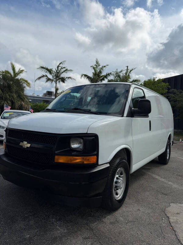 2017 Chevrolet Express 2500